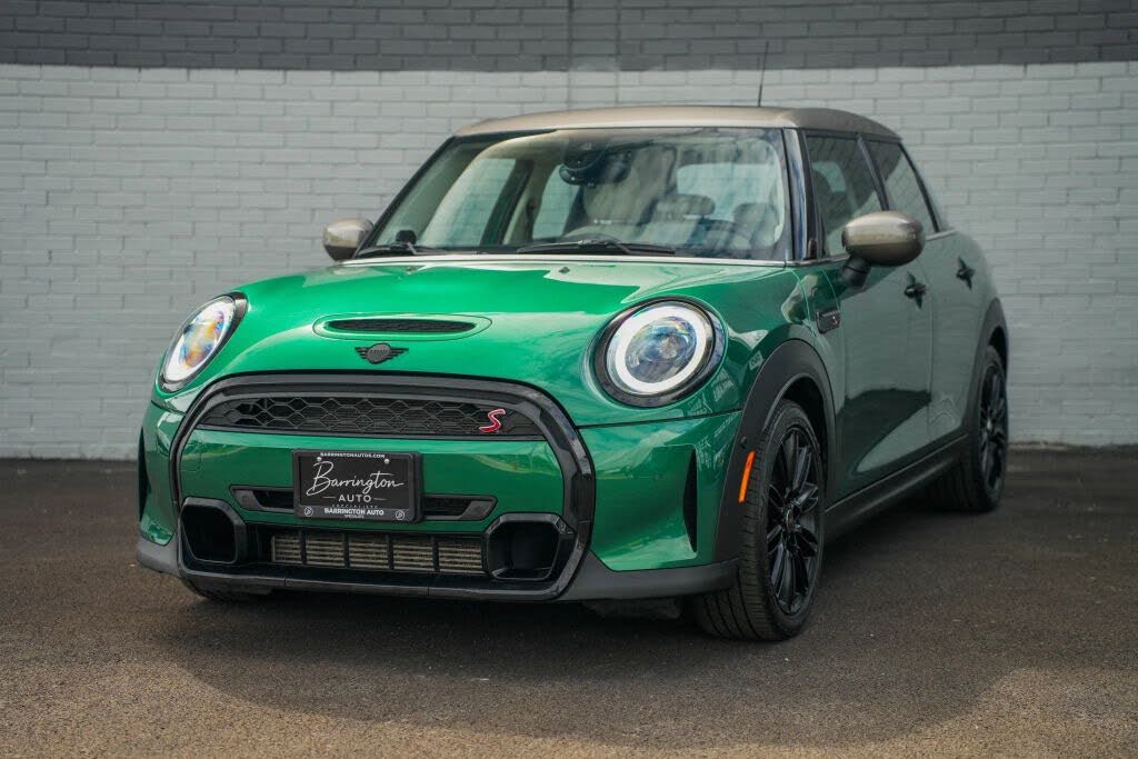 2023 MINI Hardtop 4 Door Cooper S Classic