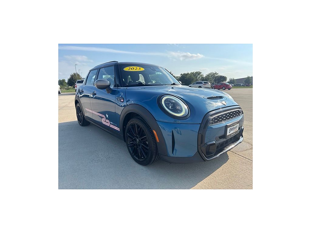 2023 Mini Cooper Cooper S Classic