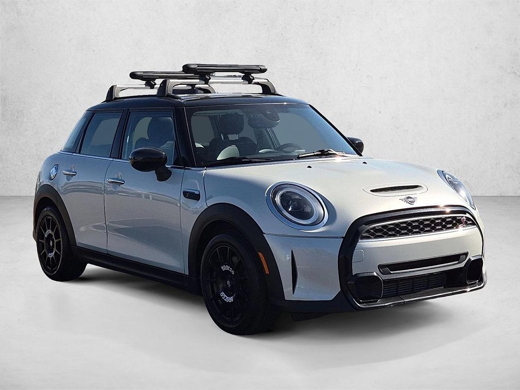 2023 MINI Hardtop Cooper S Classic
