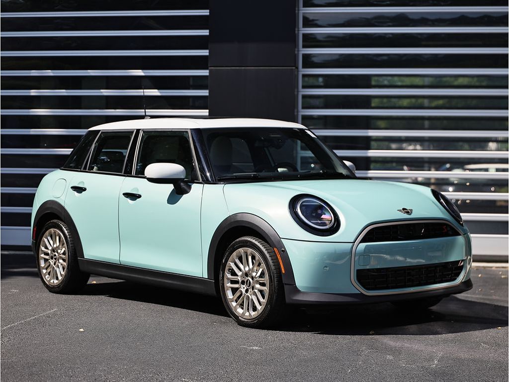 2026 MINI Cooper S Signature Plus