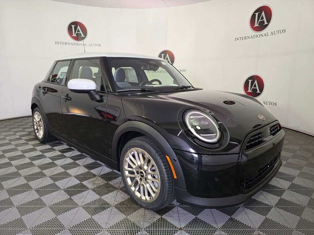 2026 MINI Cooper S Iconic