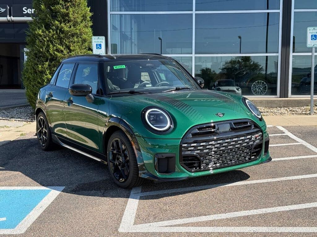 2026 MINI Cooper S Iconic