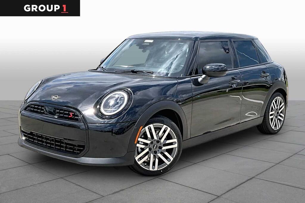 2026 MINI Hardtop 4 Door S Iconic