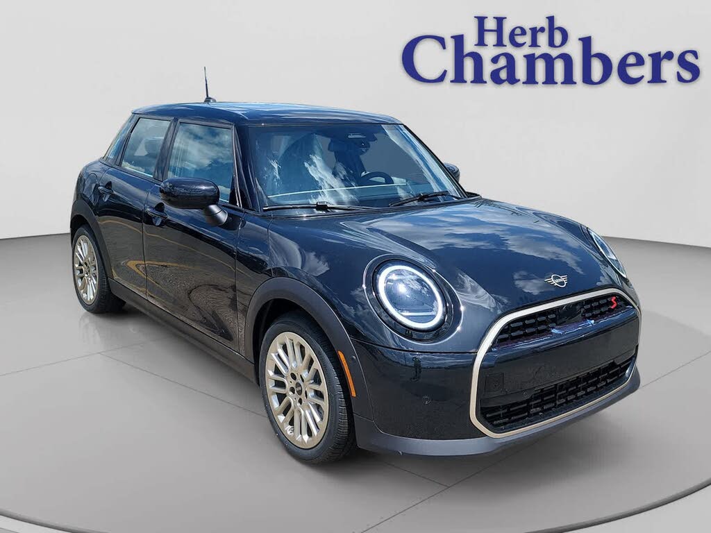 2026 MINI Hardtop 4 Door S Signature