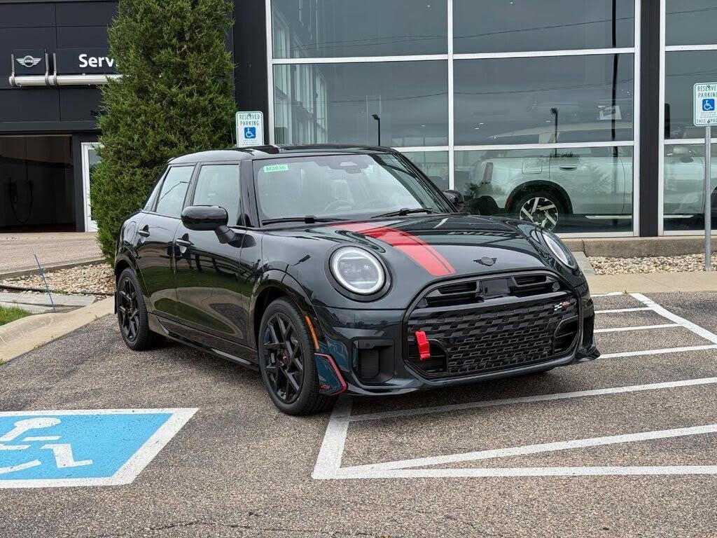 2026 MINI Cooper S Iconic
