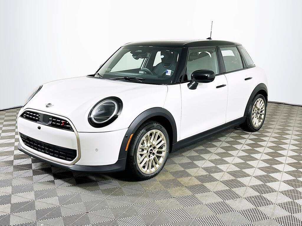 2026 MINI Hardtop 4 Door S Signature