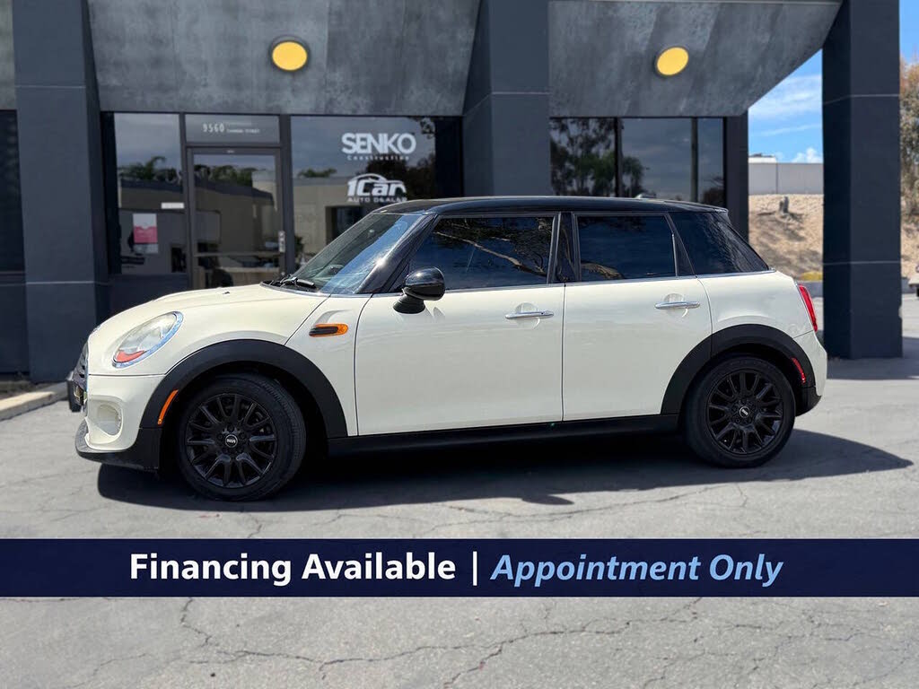 2017 MINI Hardtop 4 Door Cooper