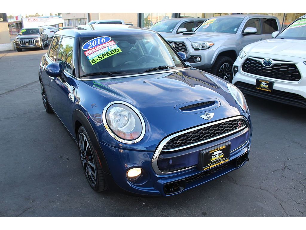 2016 MINI Cooper S