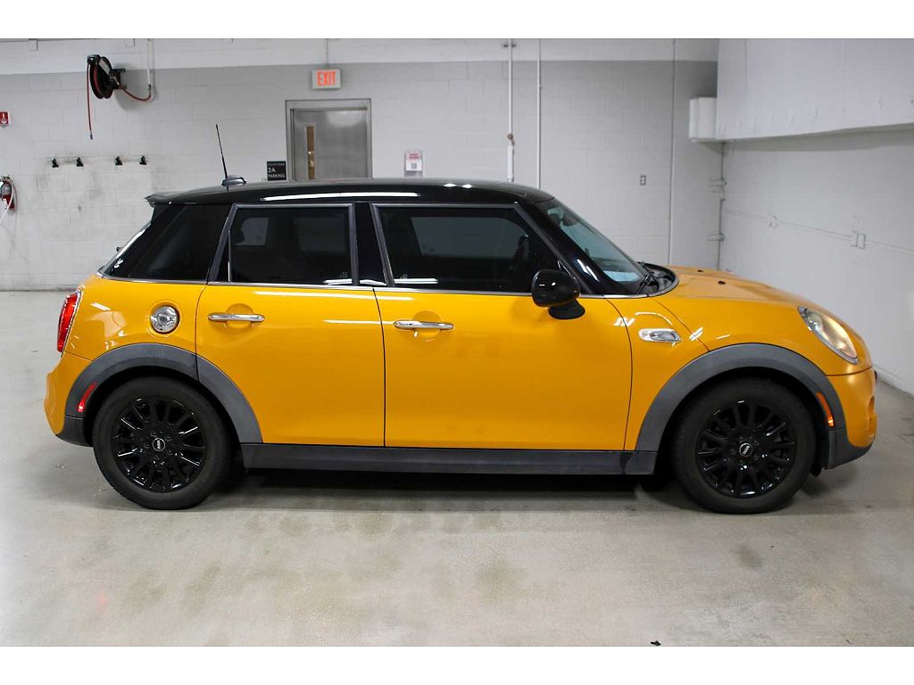 2016 MINI Cooper S