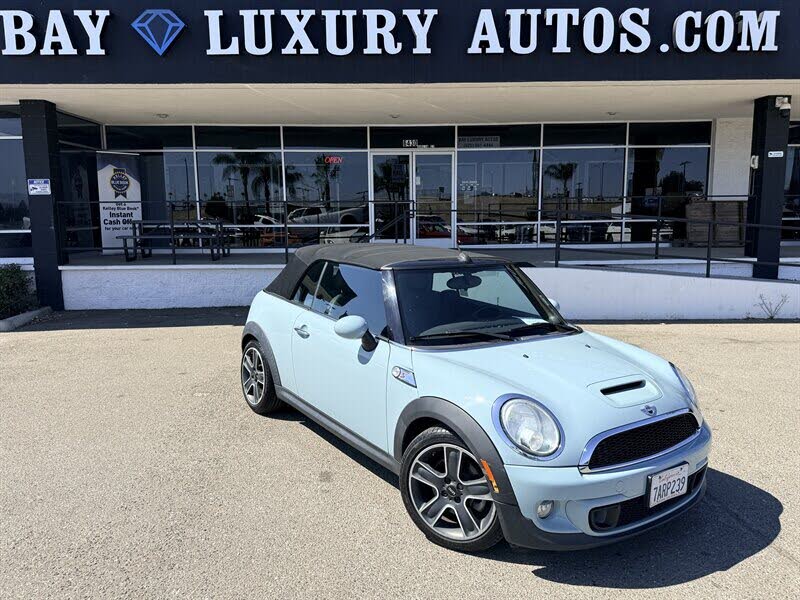 2013 MINI Convertible S