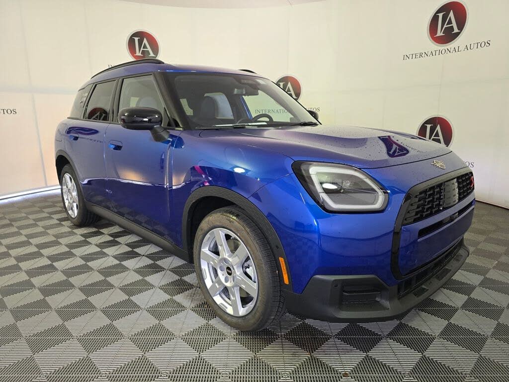 2026 MINI Countryman Iconic