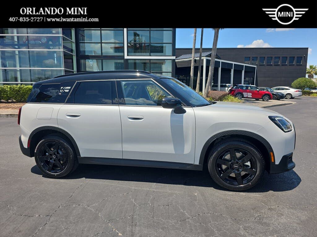 2026 MINI Cooper Countryman S ALL4 Signature Plus