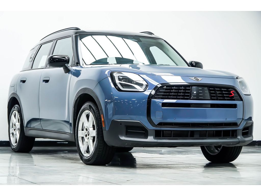 2025 MINI Cooper S Countryman Signature Plus