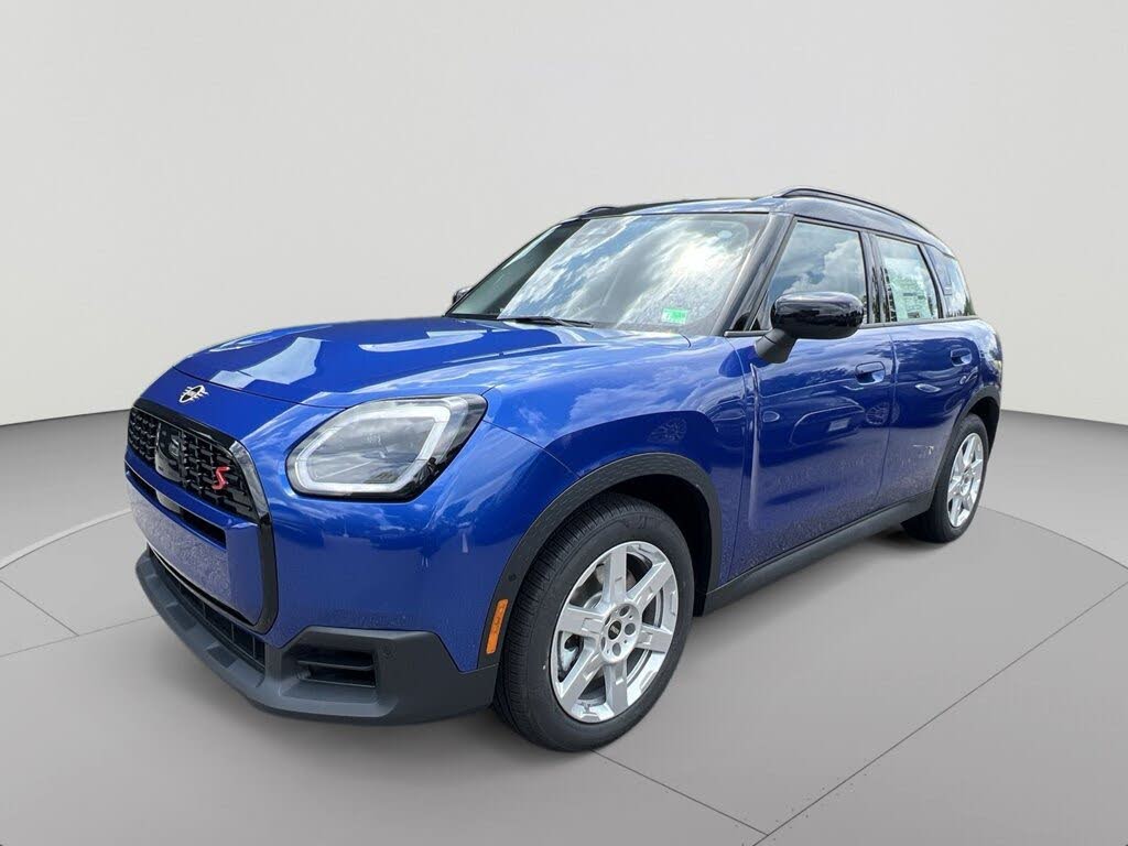 2025 MINI Countryman S ALL4 Signature Plus