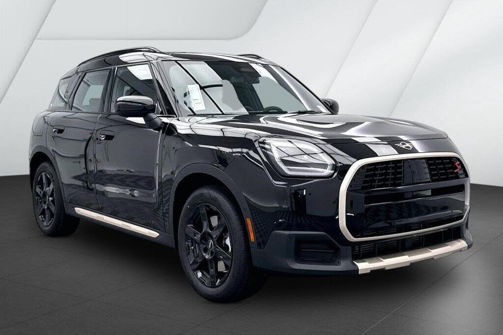2027 MINI Cooper Countryman S ALL4 Oxford Edition