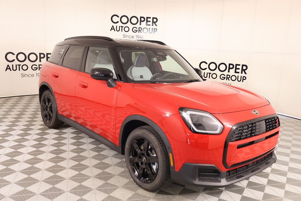 2027 MINI Cooper Countryman S ALL4 Oxford Edition