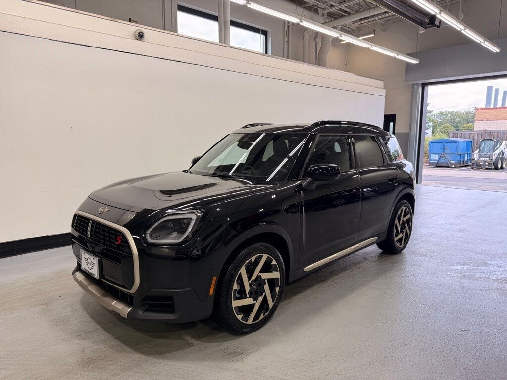 2027 MINI Cooper Countryman S ALL4 Iconic
