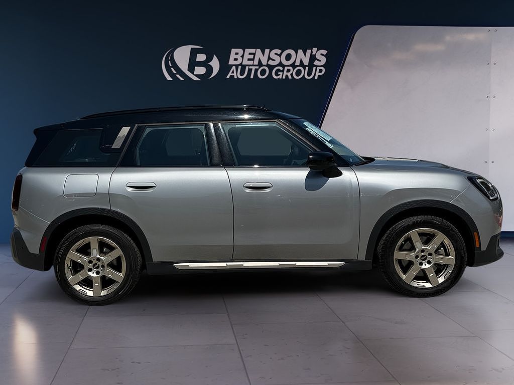 2025 Mini Cooper Countryman S ALL4 Iconic