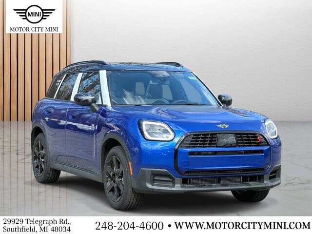2026 MINI Cooper Countryman S ALL4 Signature Plus
