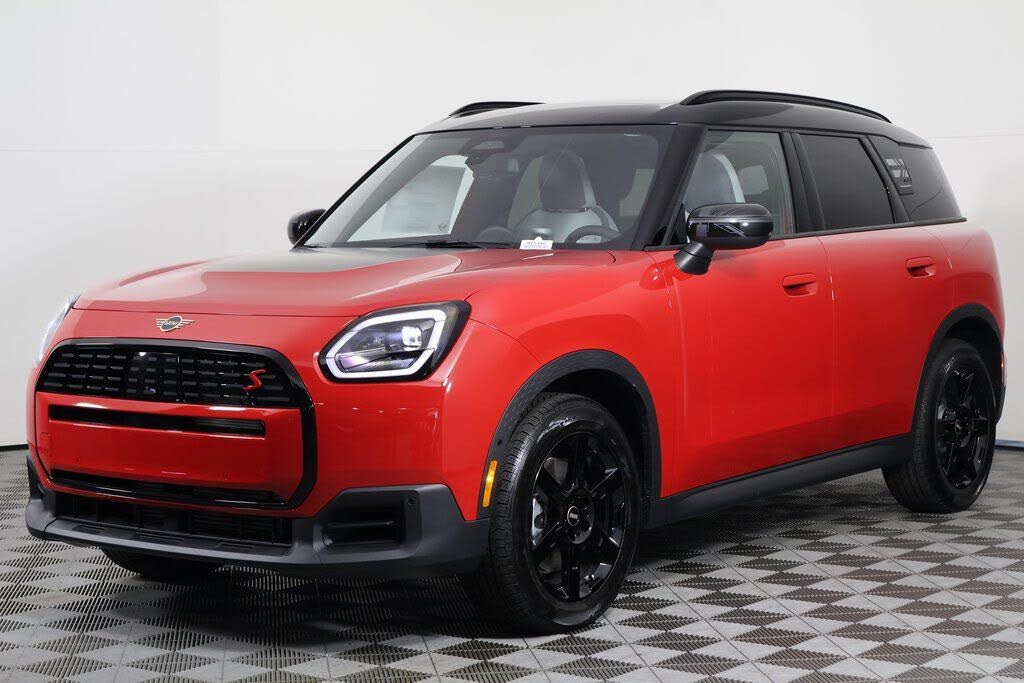 2026 MINI Cooper Countryman S ALL4 Signature Plus