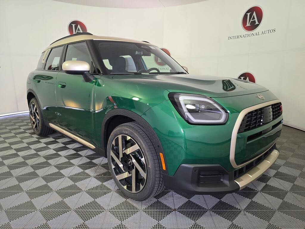 2026 MINI Countryman Signature Plus