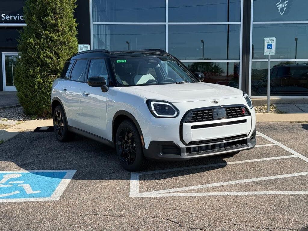 2027 MINI Countryman S ALL4 Oxford Edition