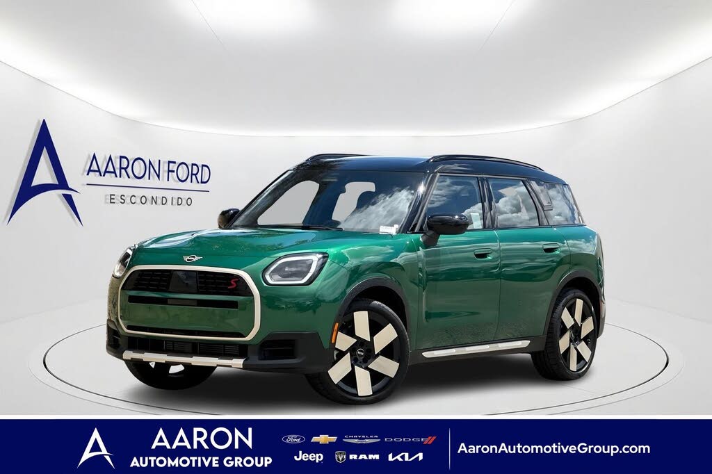 2025 MINI Cooper S Countryman Iconic