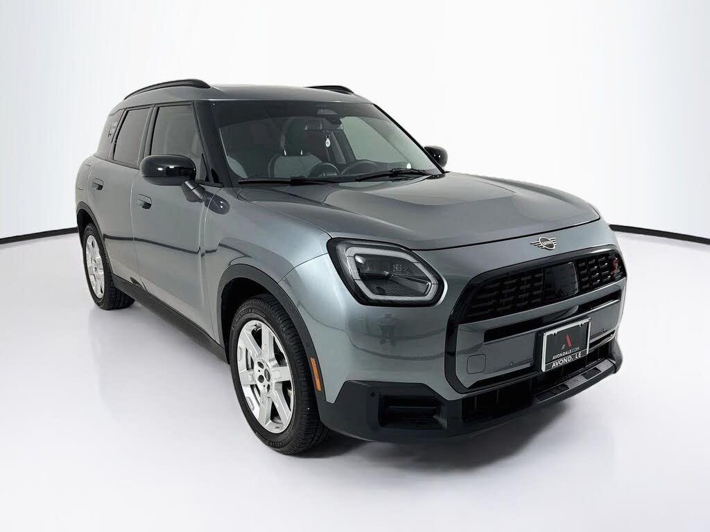 2025 MINI Countryman S ALL4 Signature Plus