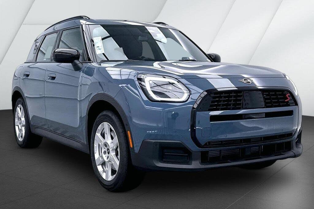 2027 MINI Cooper Countryman S ALL4 Oxford Edition