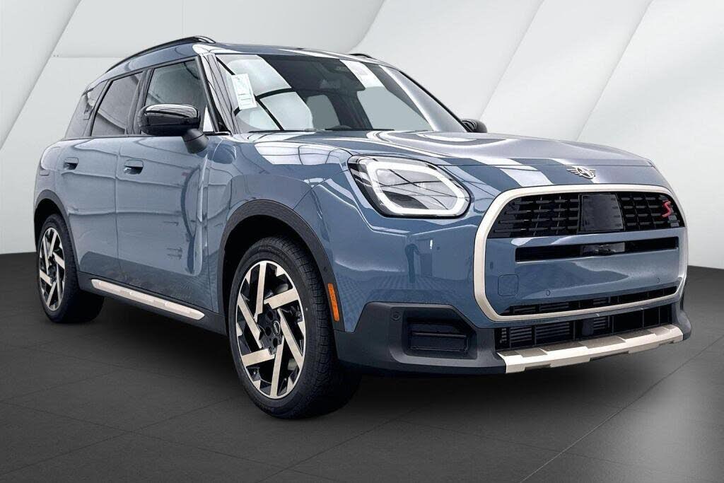 2027 MINI Cooper Countryman S ALL4 Oxford Edition
