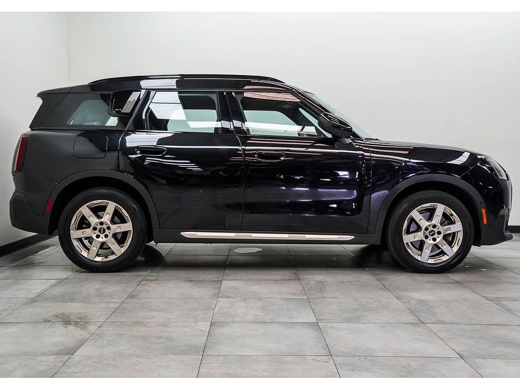 2025 MINI Cooper S Countryman Signature Plus