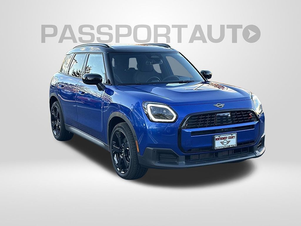 2026 MINI Cooper S Countryman Iconic