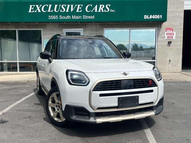 2025 MINI Countryman S ALL4 Signature Plus