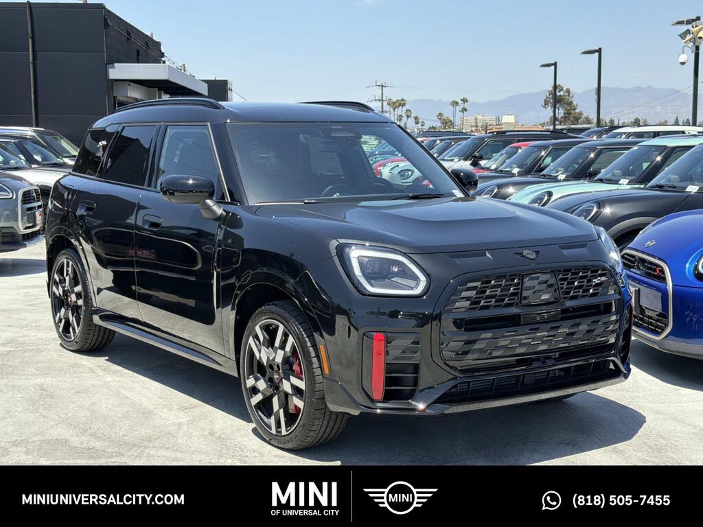 2027 MINI Cooper Countryman JCW ALL4 Iconic