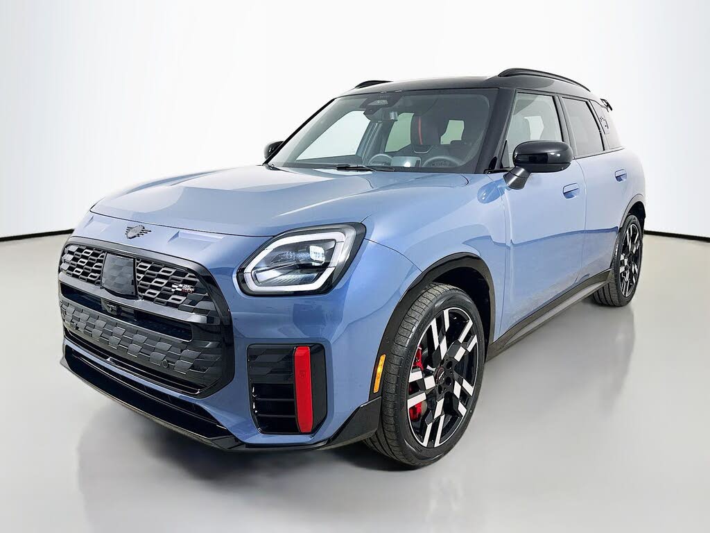 2027 MINI Cooper Countryman JCW ALL4 Iconic