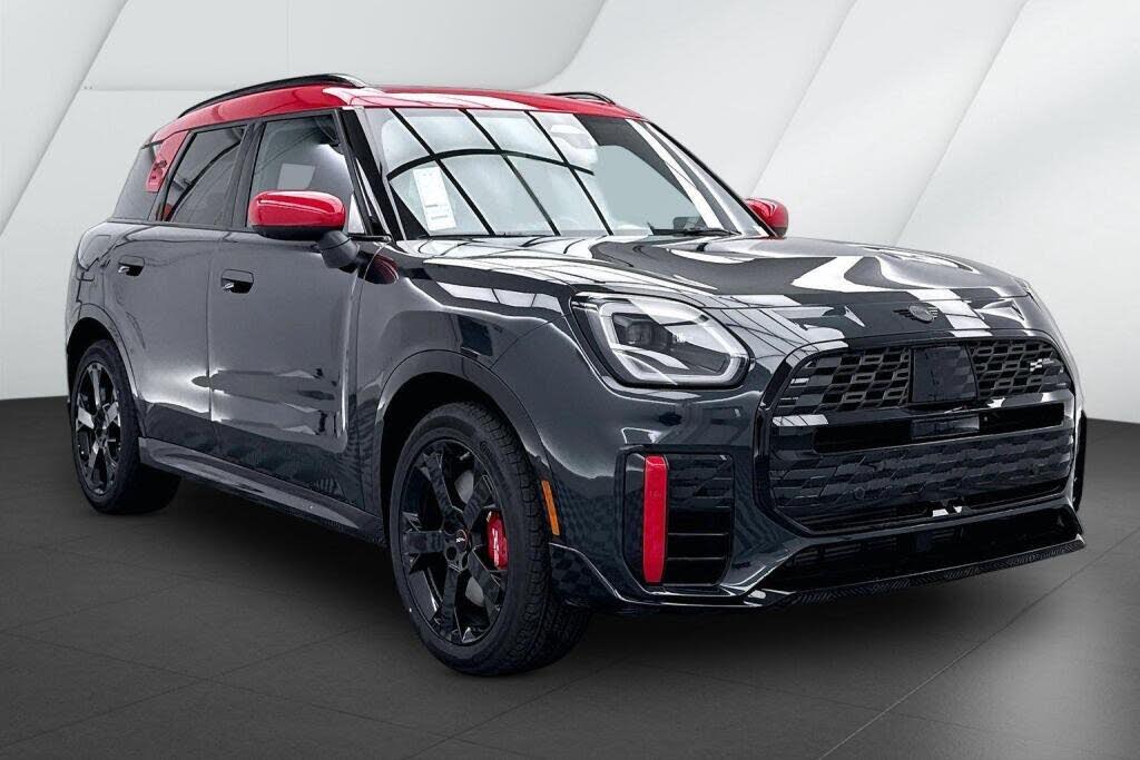 2027 MINI Cooper Countryman JCW ALL4 Iconic