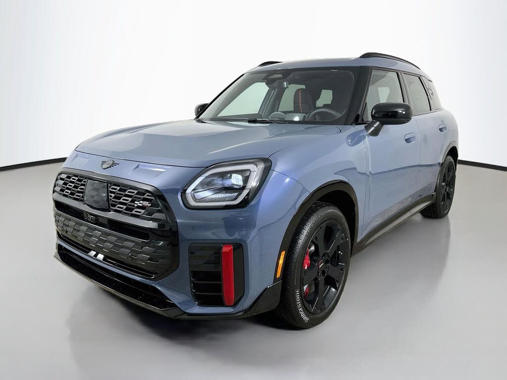 2027 MINI Cooper Countryman JCW ALL4 Iconic