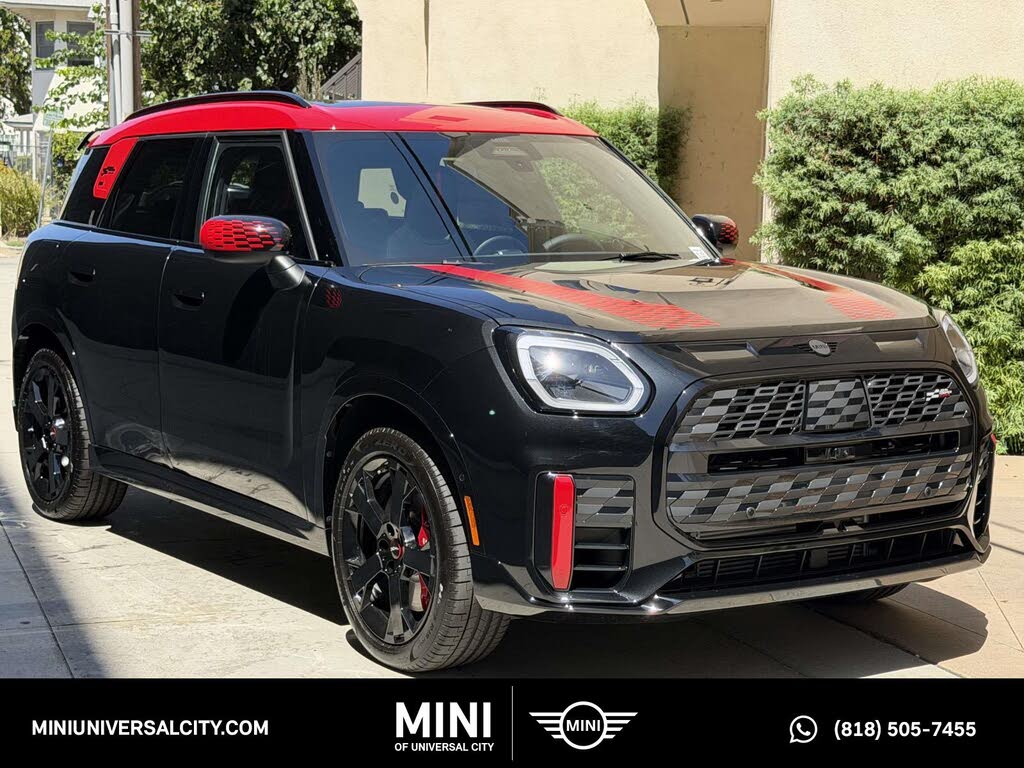 2027 MINI Cooper Countryman JCW ALL4 Iconic