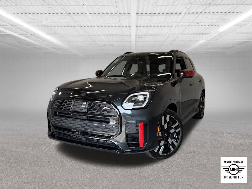 2027 MINI Cooper Countryman JCW ALL4 Iconic