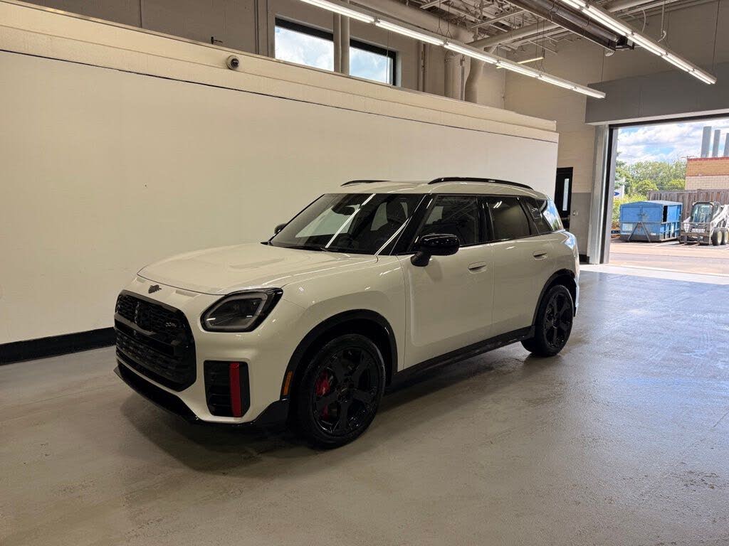 2027 MINI Cooper Countryman JCW ALL4 Iconic