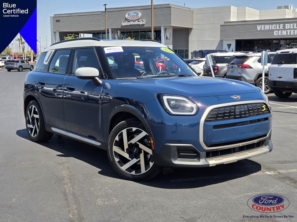 2025 MINI Countryman SE ALL4 Signature Plus