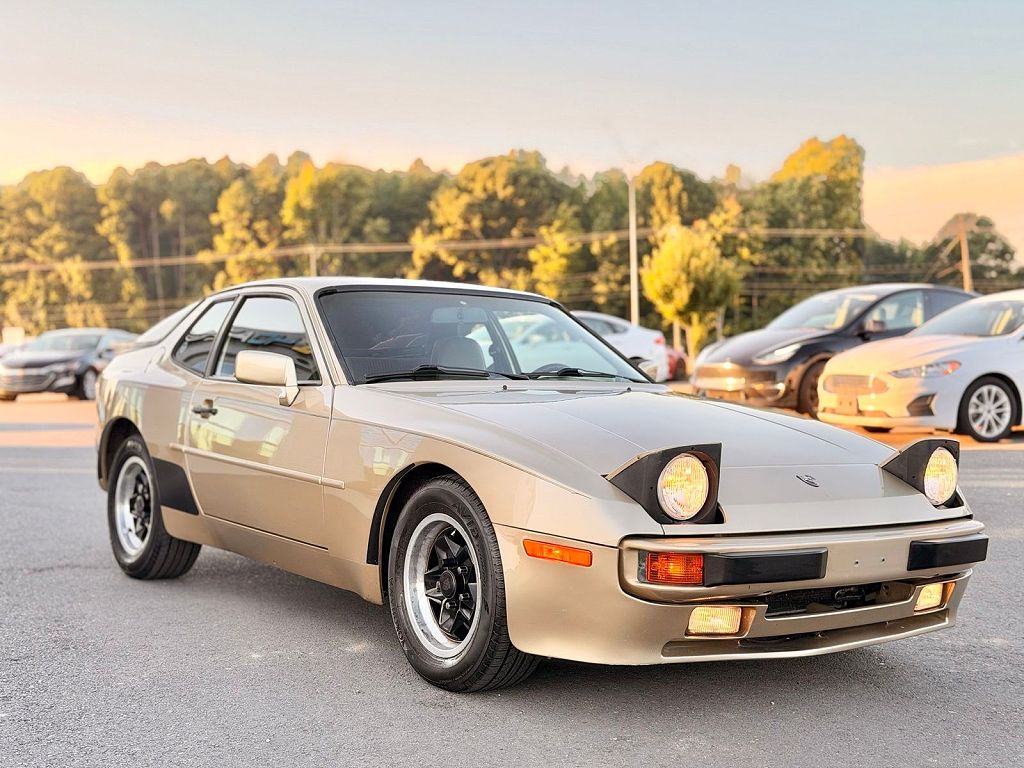1984 Porsche 944 Unspecified