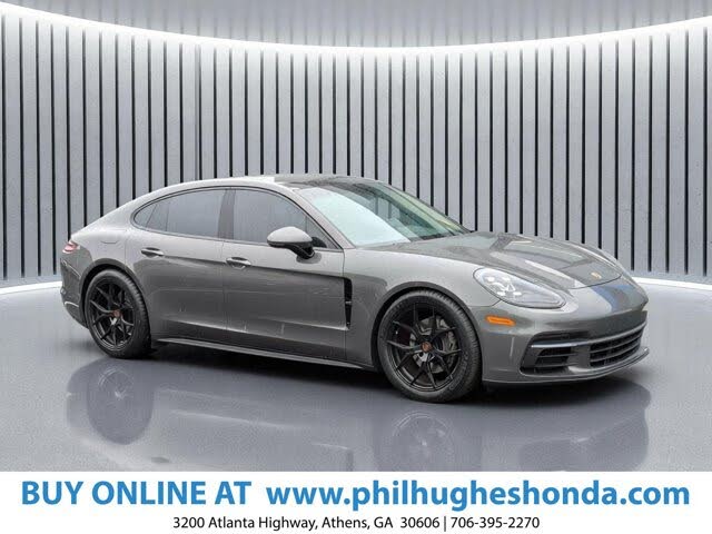 2017 Porsche Panamera 4