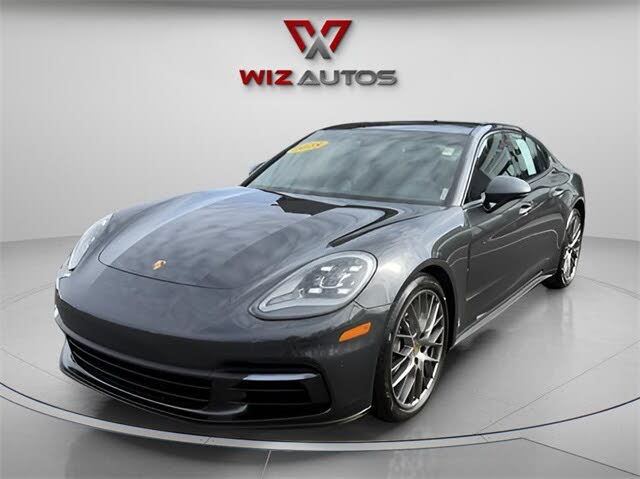 2018 Porsche Panamera 4