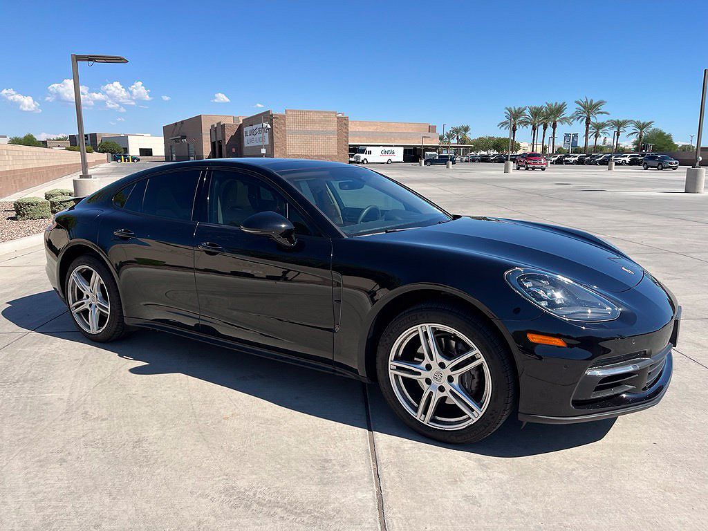 2017 Porsche Panamera