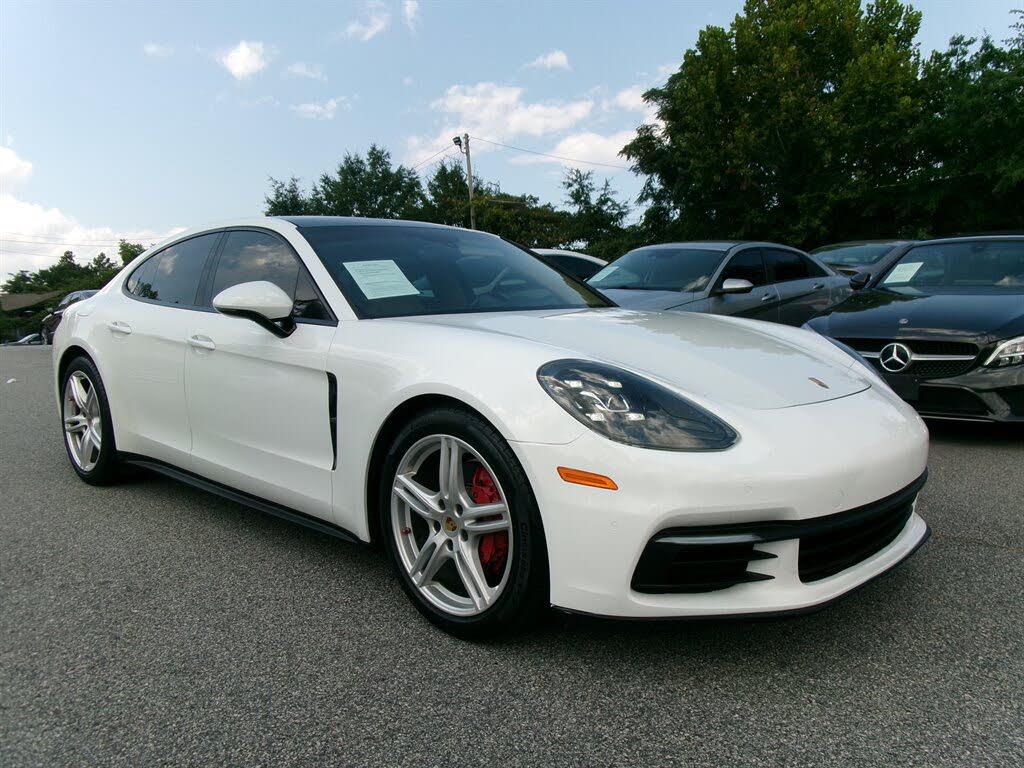 2018 Porsche Panamera