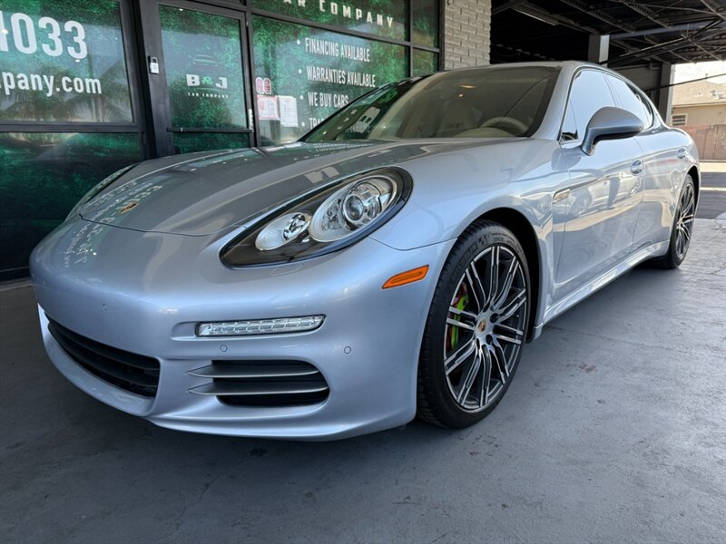2014 Porsche Panamera 4