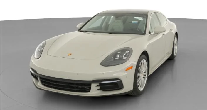 2017 Porsche Panamera 4
