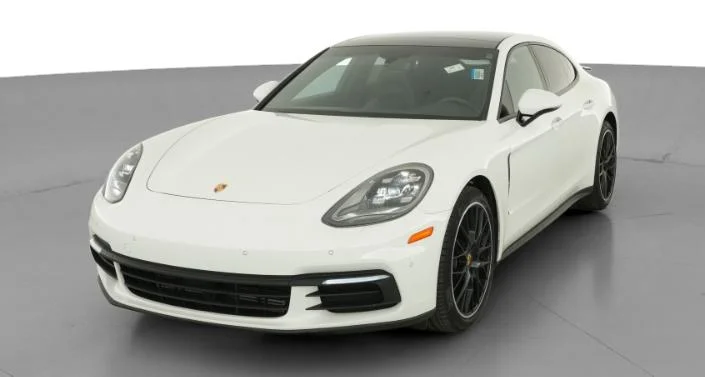 2017 Porsche Panamera 4