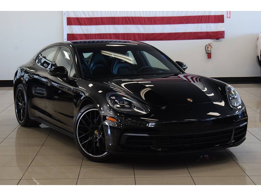 2018 Porsche Panamera
